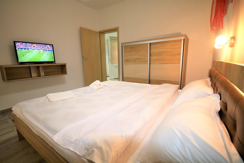 Aby Sunrise Hotel Orşova Exterior foto